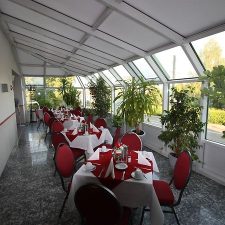 Hotel Buergerhof Hohenstein-Ernstthal Buitenkant foto