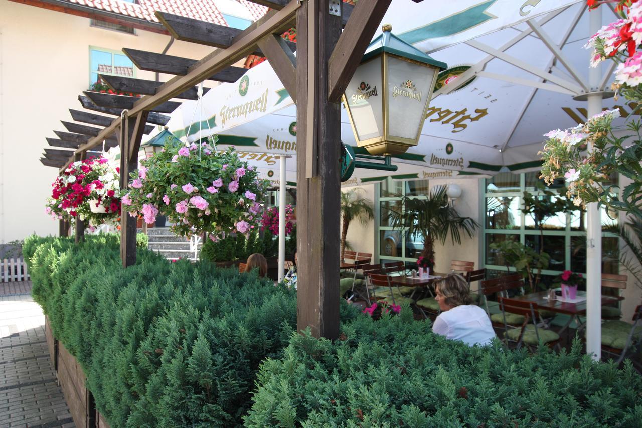 Hotel Buergerhof Hohenstein-Ernstthal Buitenkant foto