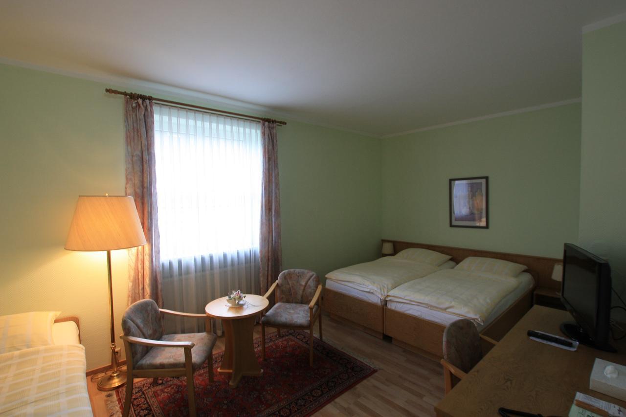 Hotel Buergerhof Hohenstein-Ernstthal Buitenkant foto